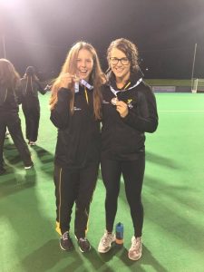 Dr7 Physiotherapy and Podiatry proud physios for the under 18s WA's women's hockey team.
